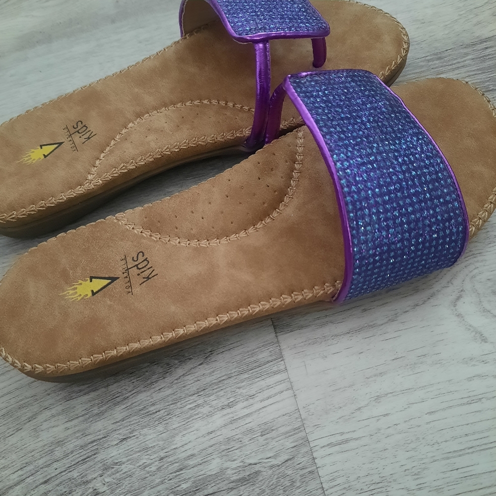 NEW Girls Sandals - Picture 4 of 6